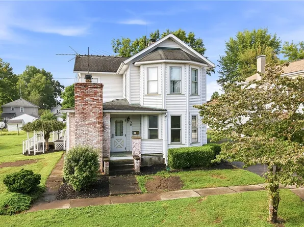 30 E Liberty St, Newton Falls, OH 44444