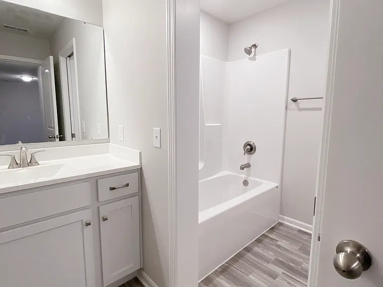 3599 Canal Square Dr — Photo 9