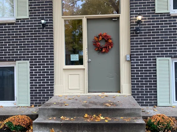 1280 7th St W, Saint Paul, MN 55102