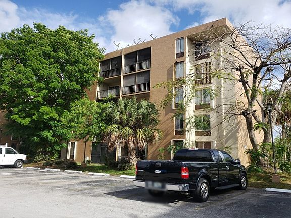 2nd image of 9150 Fontainebleau Blvd APT 103