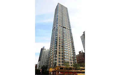 Rented by Vivaldi Real Estate