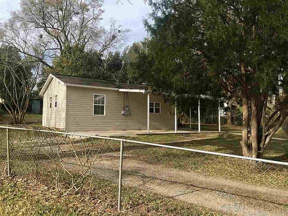 2nd image of 805 Escambia Ave