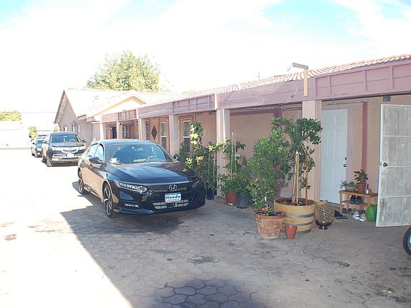 5th image of 254 Southside Dr