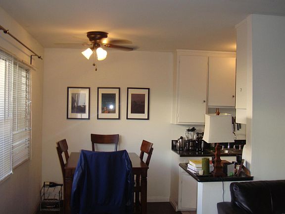 4th image of 1444 Barry Ave #2