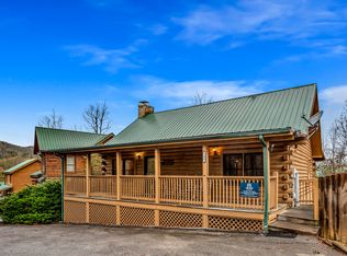 745 Chickasaw Gap Way, Pigeon Forge, TN 37863