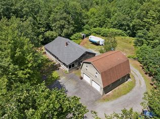1569 Roosevelt Trail, Raymond, ME 04071