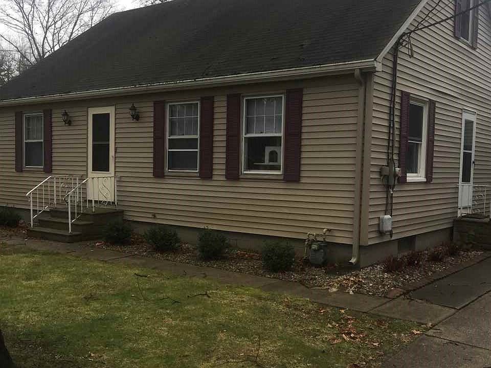 1st image of 26224 Lakeview Dr