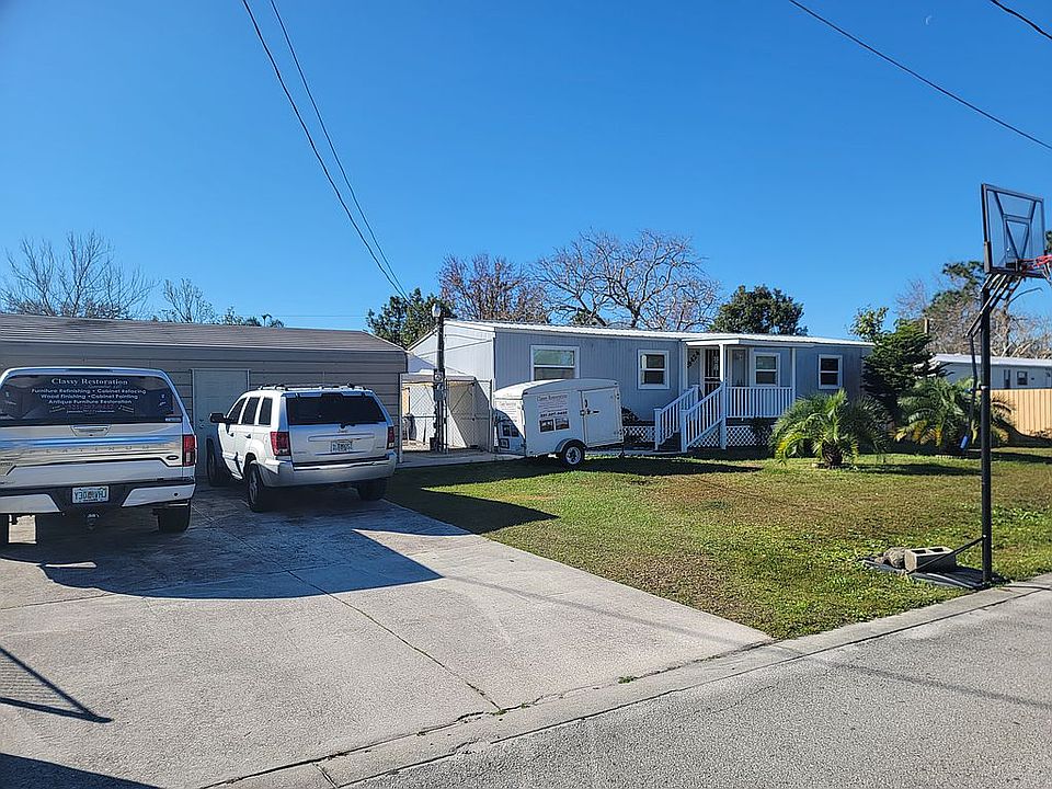 1st image of 18424 15th Ave