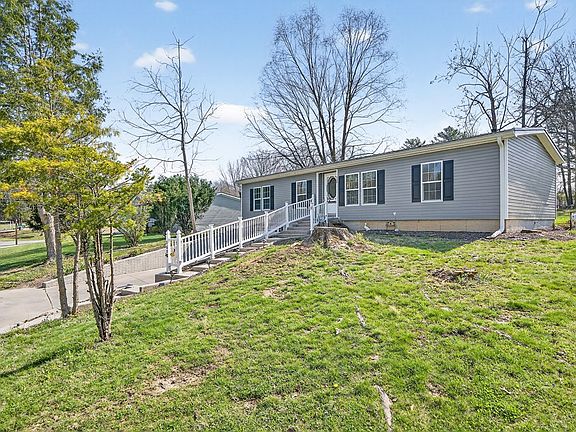 3rd image of 260 Rugby Rd