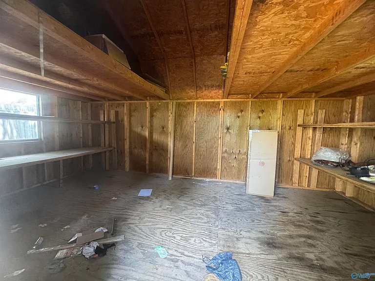 915 Highland Dr — Photo 22