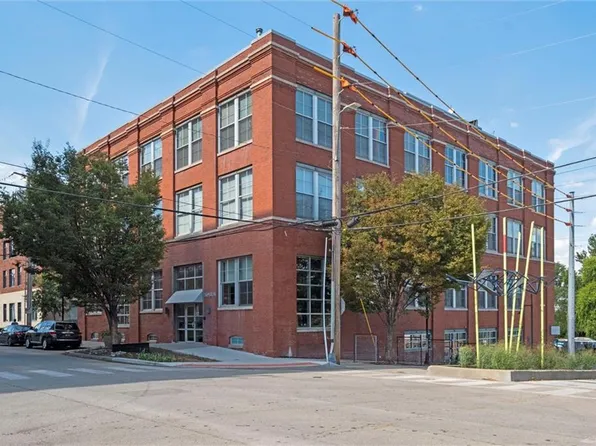 136 Main St APT 204, Kansas City, MO 64105