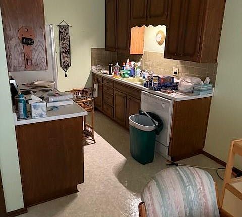 5th image of 1408-10 SW Sunset Ave