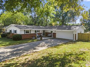 2180 E Barataria St, Springfield, MO 65804