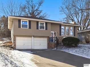 8225 Sprague St, Omaha, NE 68134