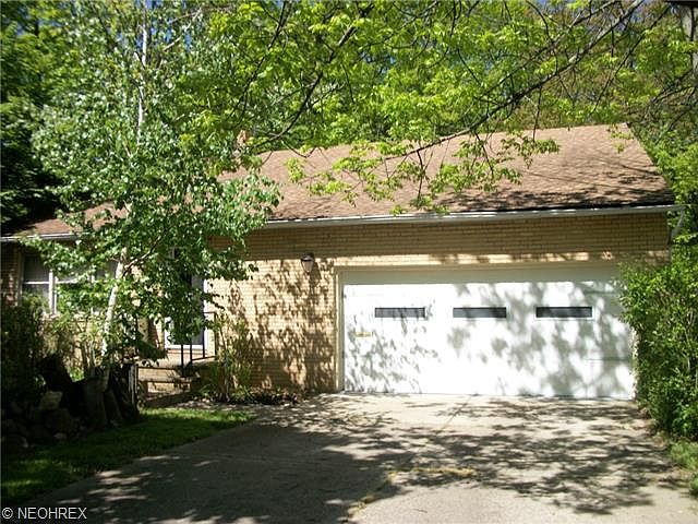 1st image of 199 Logan St