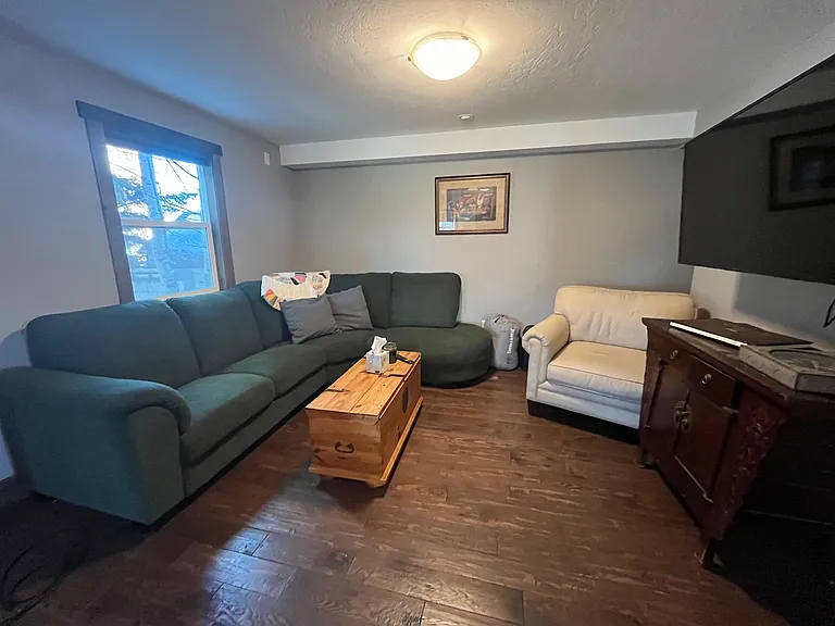 610 Poplar St — Photo 4