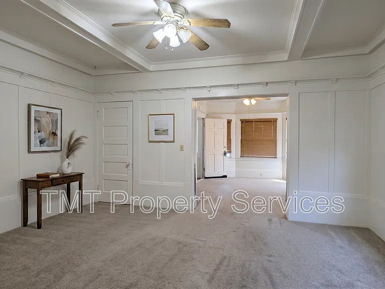 719 19th St #1 — Photo 12