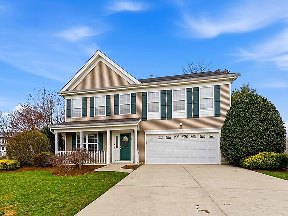 3rd image of 5 Arrowhead Ln
