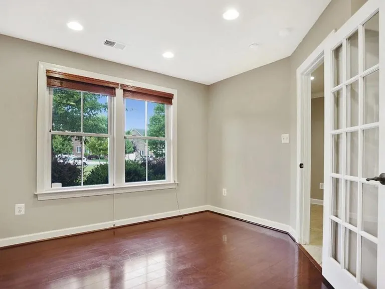342 White Ash Pl — Photo 4