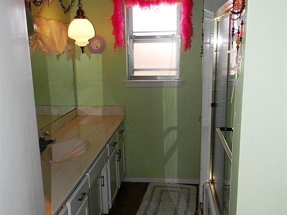 5th image of 3007 S Murco Dr