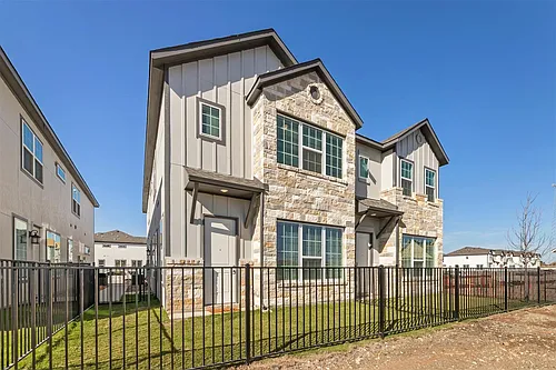 903 Beebrush Ln Photo 1