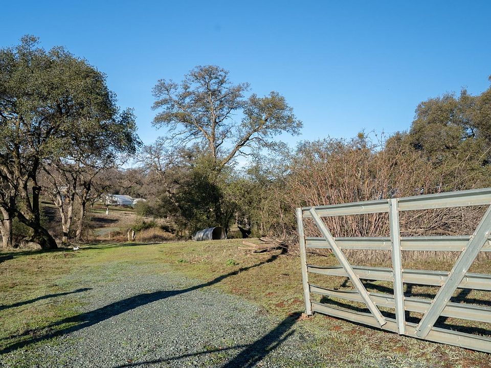 1st image of 20486 White Oak Dr