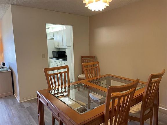 5th image of 445 North Blvd APT C