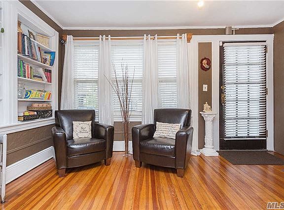 2nd image of 8923 219th St