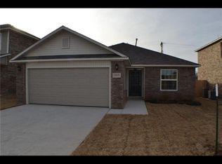 10229 Hidden Village Dr, Oklahoma City, OK 73120