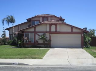 1053 W Lewis St, Rialto, CA 92377