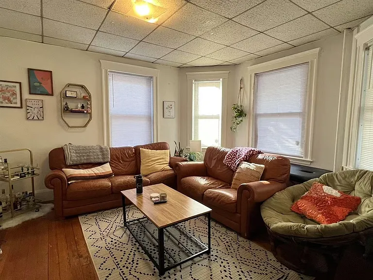 21 Chester St #2 — Photo 4
