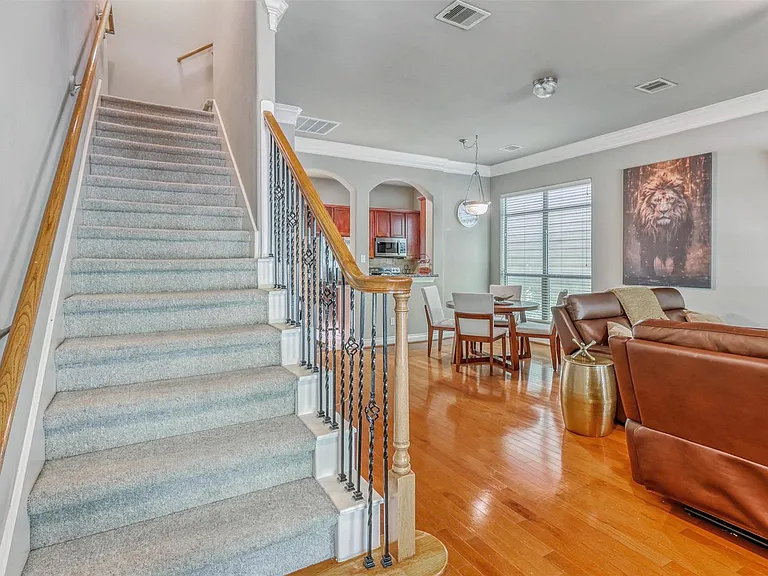 9113 Creekstone Lake Dr — Photo 15