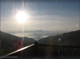 124 Longview Ct, Seven Devils, NC 28604