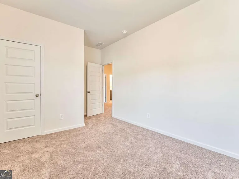 15 Bennett Way — Photo 22