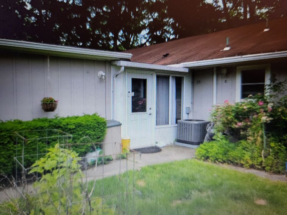 1st image of 55 Buckingham Dr #55E