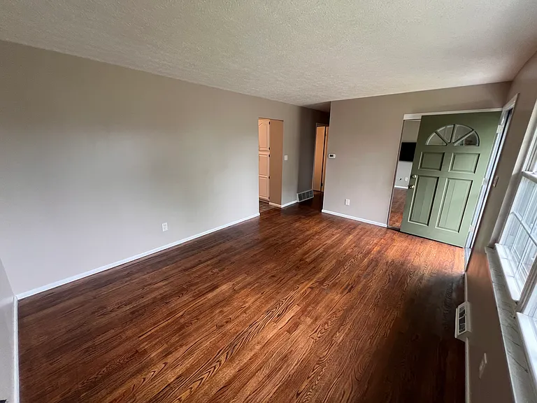 6347 Faircrest Rd — Photo 3