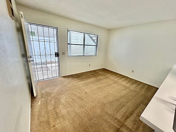 2nd image of 4084 Iowa St #4