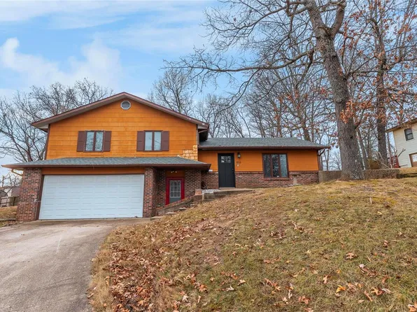 613 Royal Rd, Waynesville, MO 65583