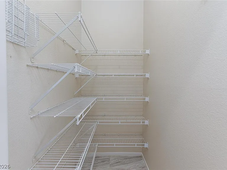 2598 Highland Cliff Dr — Photo 19