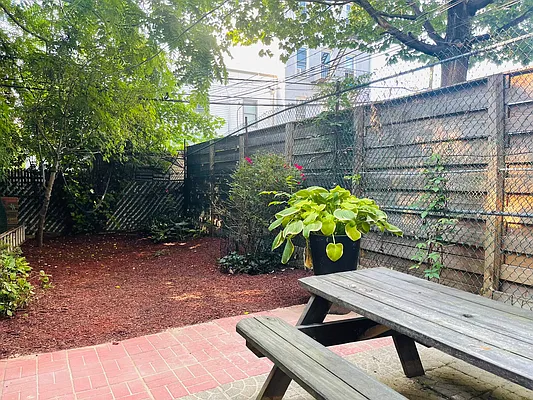 Rented by JB Mac Real Estate Inc. | media 7