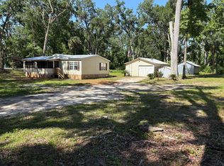 1324 NE 644th St, Old Town, FL 32680