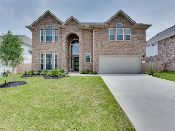 270 Little Dog Dr, Montgomery, TX 77356