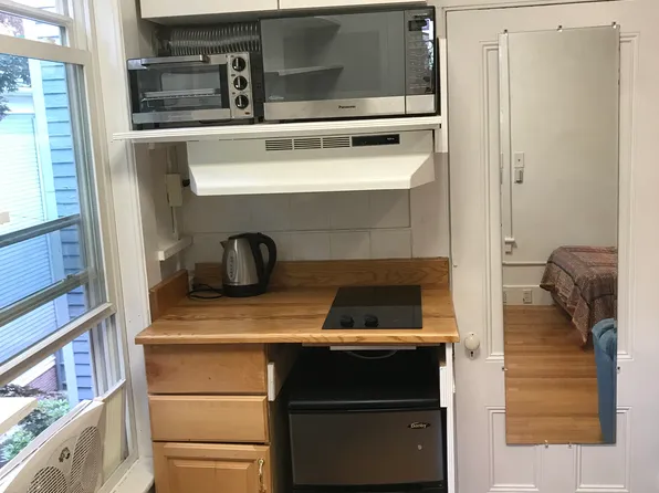 15 Arlington St #1, Cambridge, MA 02140