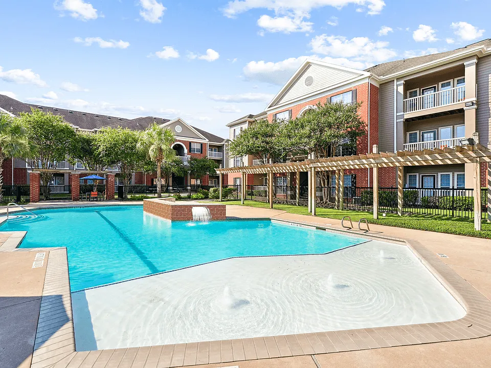 City Parc II at West Oaks Apartments