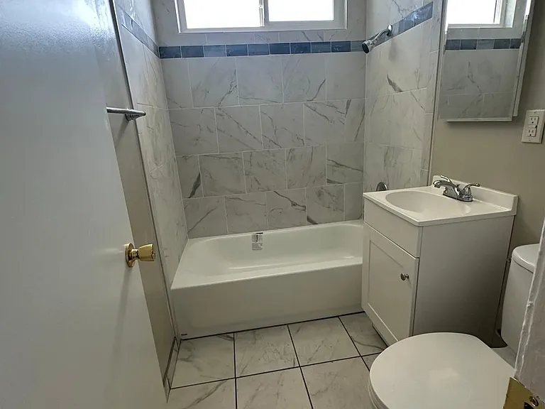 1801 Puente Ave #3 — Photo 12