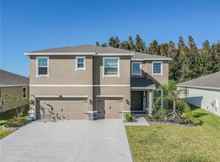 1623 Bering Rd, Wesley Chapel, FL 33543