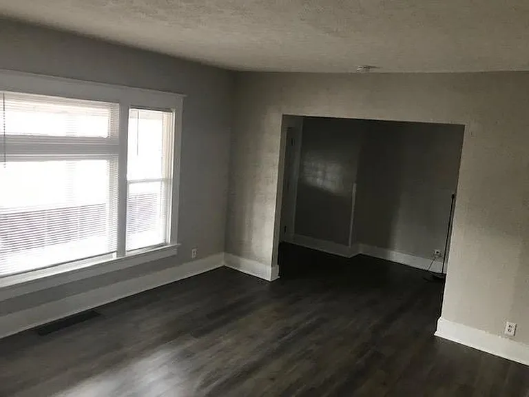 815 Dawson St #1 — Photo 4