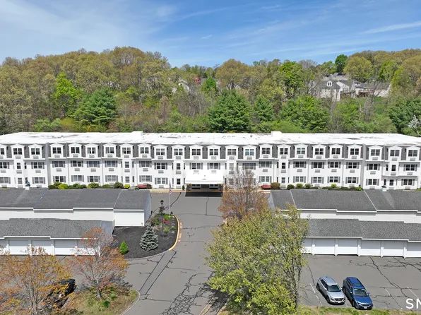 1 Brush Pasture Lane #205, Portland, CT 06480