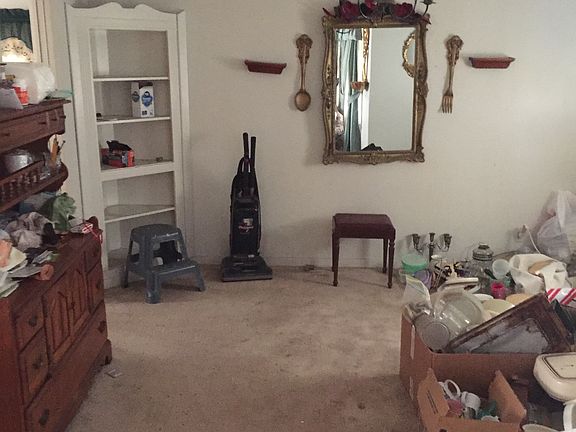 4th image of 5125 Tennyson Dr