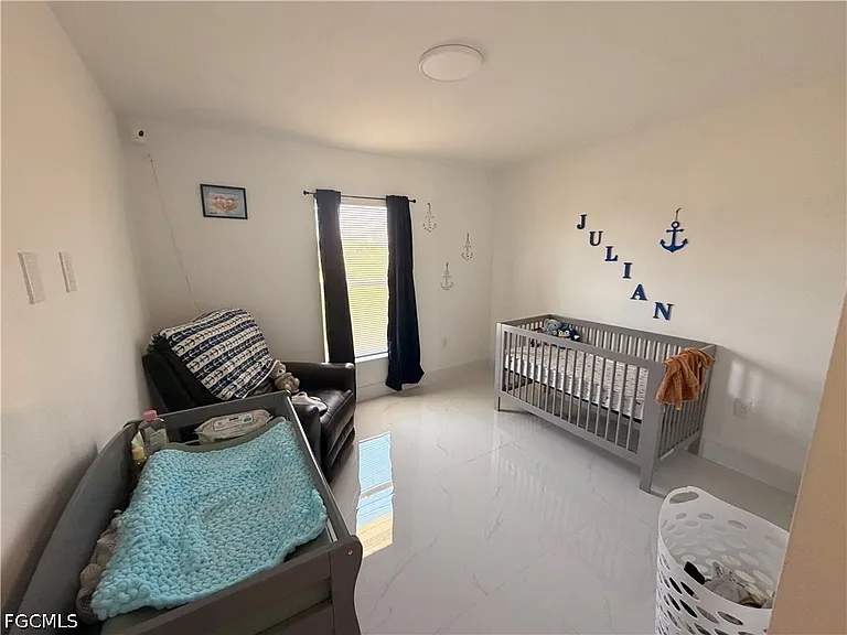 4702 Loraine Ave S — Photo 15